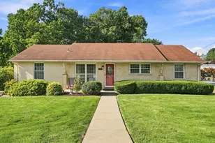 105 Louis Ct, Stowe Township, PA 15136 - Photo 1