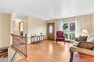 105 Louis Ct, Stowe Township, PA 15136 - Photo 5