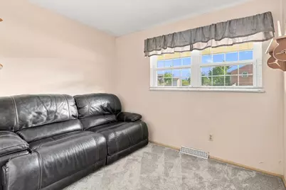 105 Louis Court, Stowe Township, PA 15136 - Photo 15