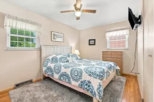 105 Louis Ct, Stowe Township, PA 15136 - Photo 17