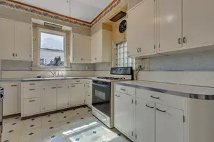 370 Ohio Ave, Rochester, PA 15074 - Photo 13