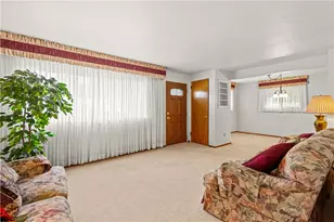 5468 Keenan Dr, Pittsburgh, PA 15236 - Photo 5