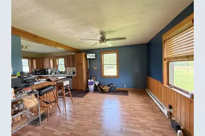 4217 Hillsville Rd, Pulaski Township, PA 16143 - Photo 9