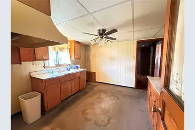 3031 W Crawford Ave, Dunbar Township, PA 15425 - Photo 7