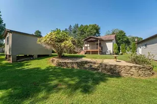 104 Dunkard Ave, Kirby - Mount Morris, PA 15349 - Photo 7