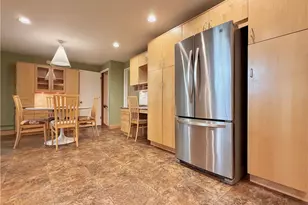 42A Churchill Rd, Pittsburgh, PA 15235 - Photo 9