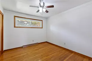 138 W Sunbury Rd, Center Township, PA 16001 - Photo 11