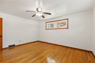 138 W Sunbury Rd, Center Township, PA 16001 - Photo 15