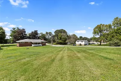 138 W Sunbury Rd, Center Township, PA 16001 - Photo 23