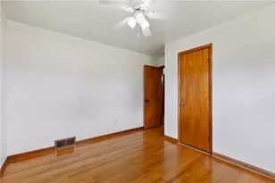 138 W Sunbury Rd, Center Township, PA 16001 - Photo 17