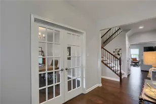 353 Park Edge Dr, Findlay Township, PA 15026 - Photo 7