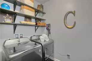353 Park Edge Dr, Findlay Township, PA 15026 - Photo 23