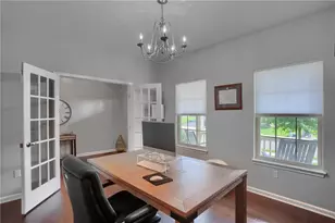353 Park Edge Dr, Findlay Township, PA 15026 - Photo 9