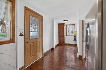 222 N Cherry Ave, Houston, PA 15342 - Photo 7