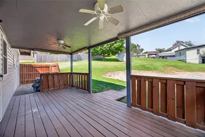 222 N Cherry Ave, Houston, PA 15342 - Photo 31