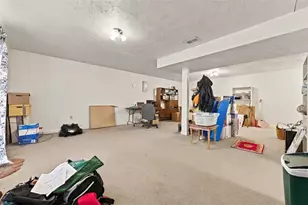 7326 Green Meadow Dr, North Fayette, PA 15126 - Photo 27