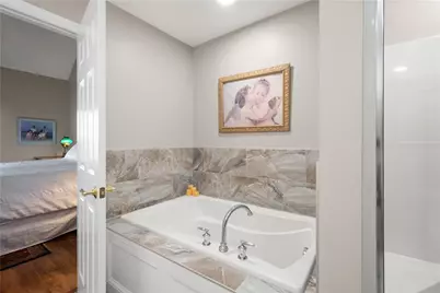 2380 Hilltop Rd, Collier Township, PA 15142 - Photo 9