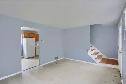 436 Brierly Ln #436, West Mifflin, PA 15122 - Photo 5