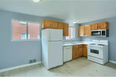 436 Brierly Ln #436, West Mifflin, PA 15122 - Photo 7