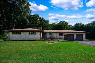 680 N Stone Base Rd, East Lackawannock Township, PA 16137 - Photo 1