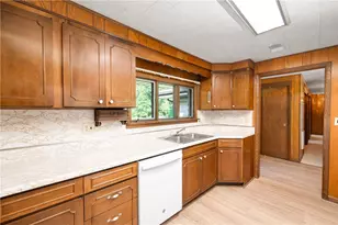 680 N Stone Base Rd, East Lackawannock Township, PA 16137 - Photo 23