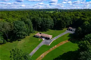 680 N Stone Base Rd, East Lackawannock Township, PA 16137 - Photo 11