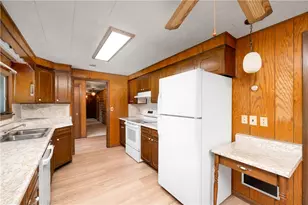680 N Stone Base Rd, East Lackawannock Township, PA 16137 - Photo 25