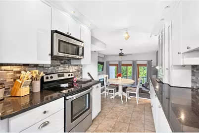1112 Pennsbury Blvd, Pittsburgh, PA 15205 - Photo 11