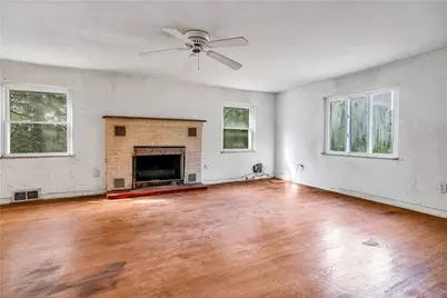 309 Duff Road, Pittsburgh, PA 15235 - Photo 3