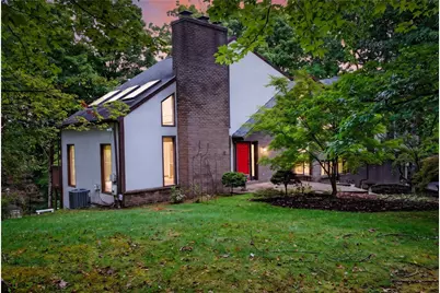 142 Riding Trail Ln, Pittsburgh, PA 15215 - Photo 1