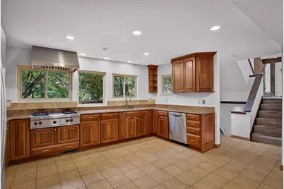 142 Riding Trail Ln, Pittsburgh, PA 15215 - Photo 13