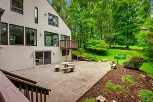 142 Riding Trail Ln, Pittsburgh, PA 15215 - Photo 41