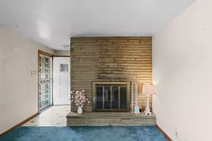 211 Halsey Dr, McKeesport, PA 15132 - Photo 5