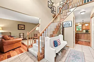 1089 Redoak Dr, Penn Twp, PA 15636 - Photo 7