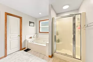 1089 Redoak Dr, Penn Twp, PA 15636 - Photo 25