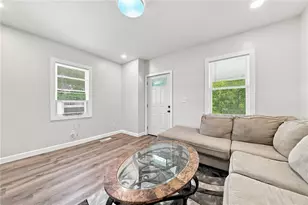 247 Maple St, Sewickley Township, PA 15678 - Photo 5