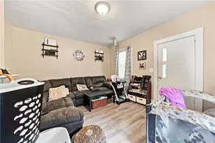 247 Maple St, Sewickley Township, PA 15678 - Photo 17