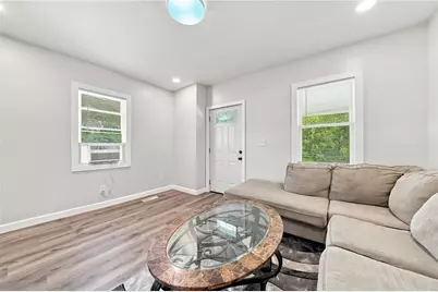 247 Maple St, Sewickley Township, PA 15678 - Photo 19