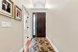 3703 Senate Ct, Adams Township, PA 16059 - Photo 9