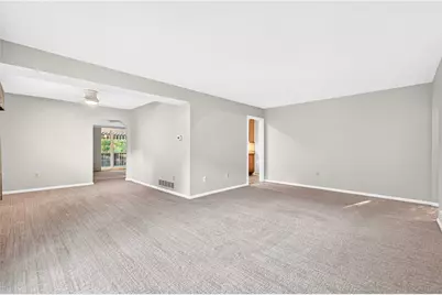 222 Allenberry Cir, Pittsburgh, PA 15234 - Photo 7