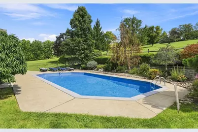 322 Quarry Road, South Strabane, PA 15301 - Photo 5