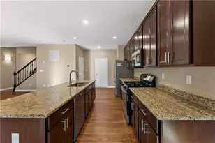 214 Lockheed Dr, Moon/Crescent Twp, PA 15108 - Photo 7