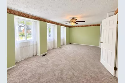 4431 Laurel Oak Dr, Hampton, PA 15101 - Photo 17
