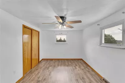 404 Broad Street, Derry Boro, PA 15627 - Photo 17