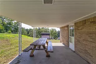 404 Broad St, Derry Boro, PA 15627 - Photo 27