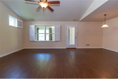 420 Chestnut Lane, Allegheny Township, PA 15613 - Photo 5