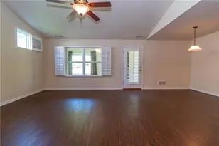 420 Chestnut Ln, Allegheny Township, PA 15613 - Photo 5