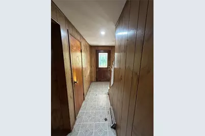 2058 980 Rd, Cecil, PA 15057 - Photo 5