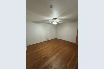 2058 980 Rd, Cecil, PA 15057 - Photo 15