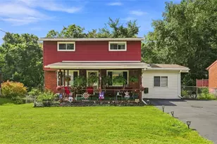576 Firethorne Dr, Monroeville, PA 15146 - Photo 1